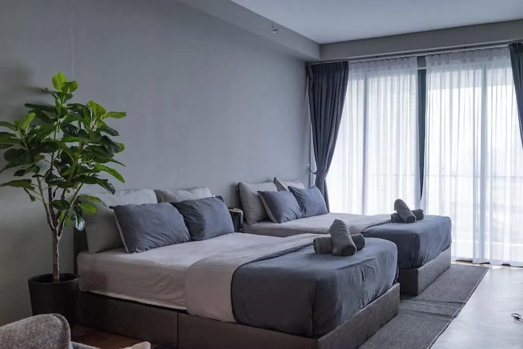 Apartment Deluxe Seaview Suite Twin Bed By The Only Bnb Tanjung Tokong